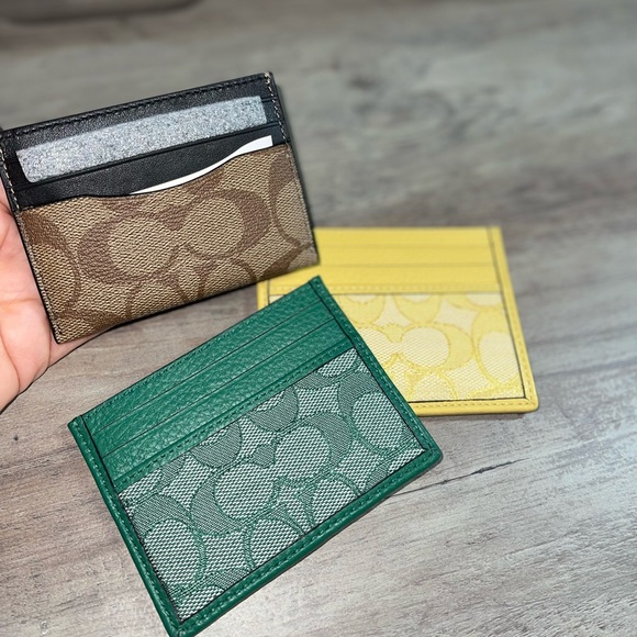 Coach Slim ID Wallet - Picture 2 of 4